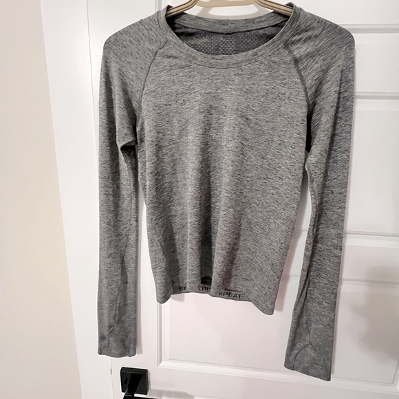 Lululemon swiftly tech 2.0 *race length * - Picture 1 of 6